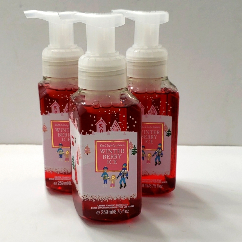 * 3 Bath & Body Works WINTER BERRY ICE Foaming Hand Soaps